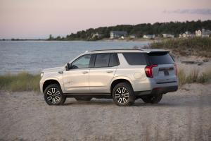 GMC Yukon AT4 2020 года 